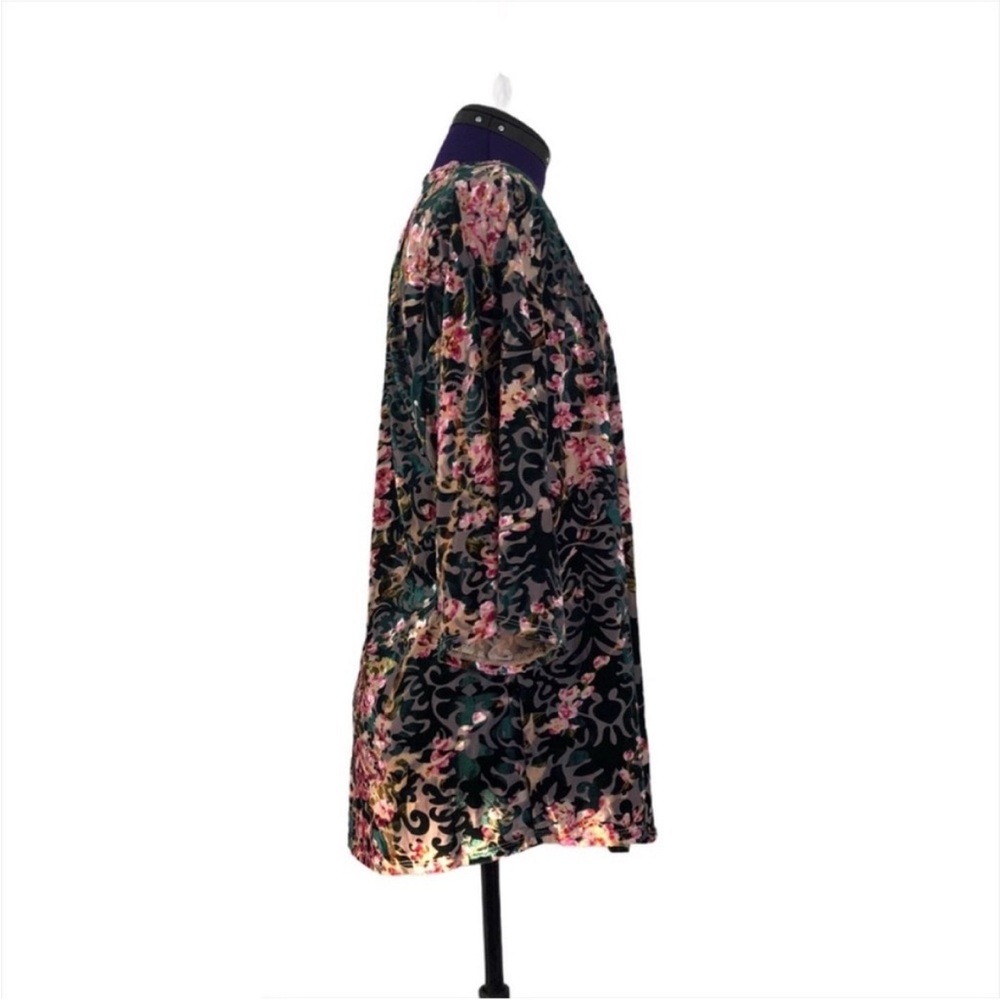 Always Indigo Green Black Floral Velvet Sweater - Picture 4 of 16